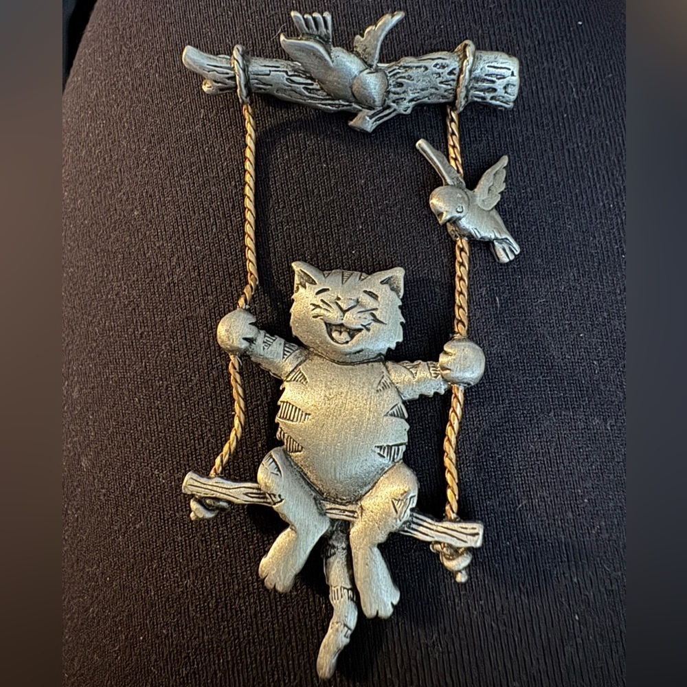 JJ JONETTE Silver Tone Pewger Gold Tone Cat on Swing Brooch